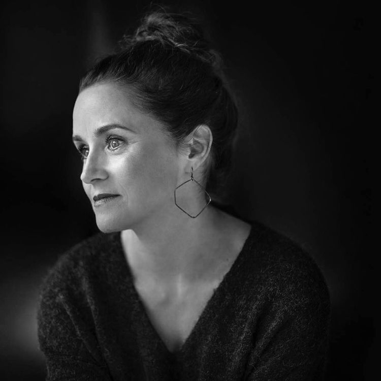 cover art for Dialogue avec Anick LaBissonière