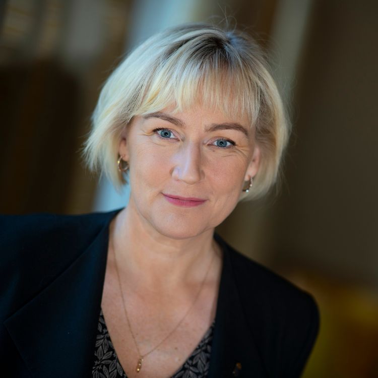 cover art for Nya perspektiv, del 1 - landshövding Helene Hellmark Knutsson möter Carolina Klüft