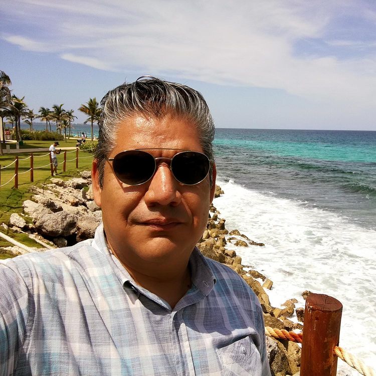 cover art for Comenzamos julio con este episodio grabado en Isla Mujeres