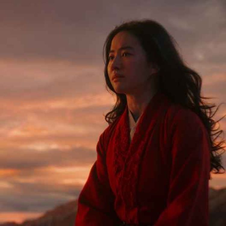 cover art for mạnh mẽ but hay khóc like "hot" girl Hàng Dầu