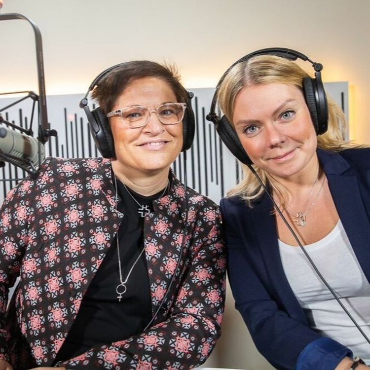 cover art for Sinevas och Nadjas podd om 2019 och framåt!