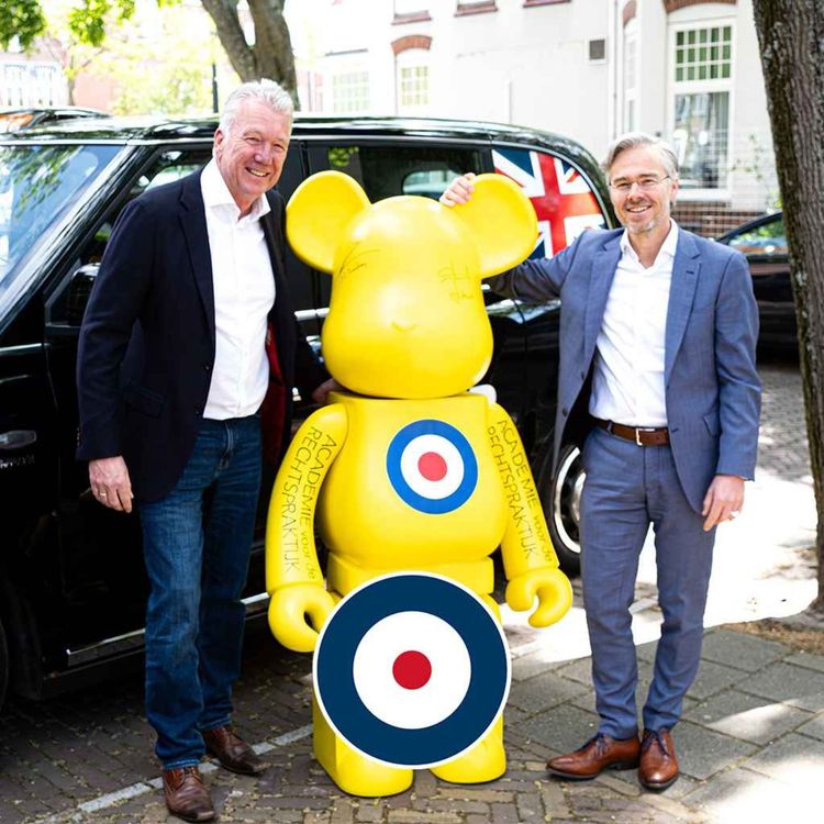 cover art for De arbeidsovereenkomst-Enkele bijzondere bedingen in de arbeidsovereenkomst Art. 650 e.v deel 1