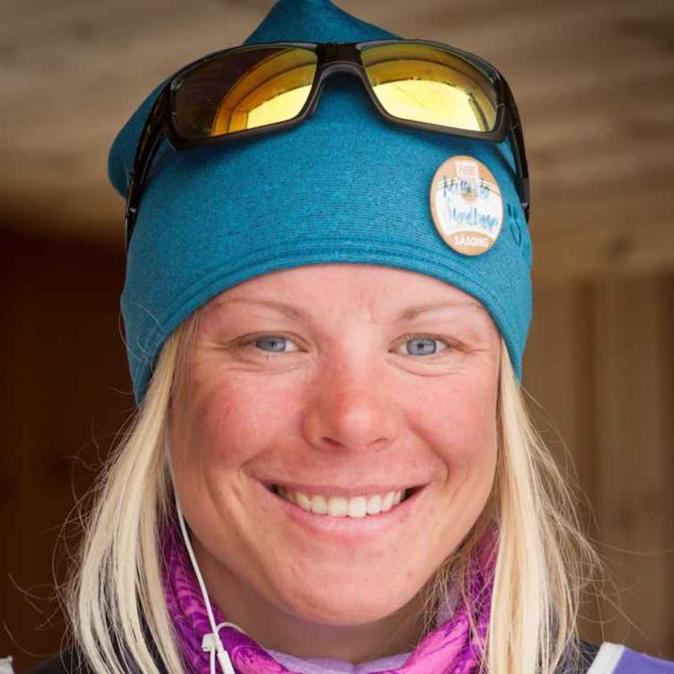 cover art for Mikaela Sundbaum - Bakom kulisserna på VM i Längdskidåkning