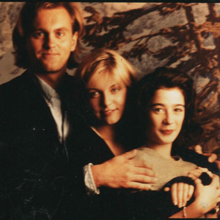 cover art for SHERYL LEE, actress who played Laura Palmer in Twin Peaks, interview