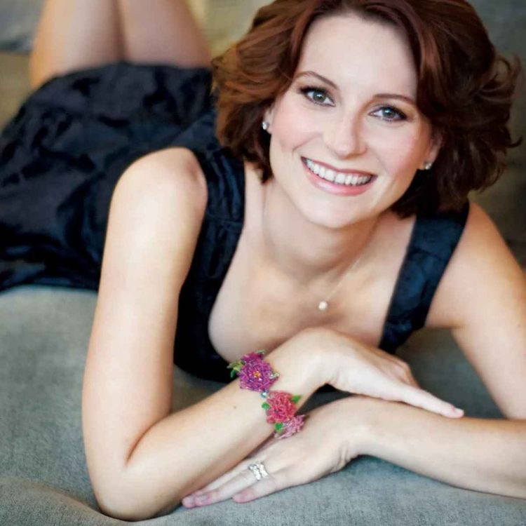 cover art for MEG CABOT, author of The Princess Diaries, interview