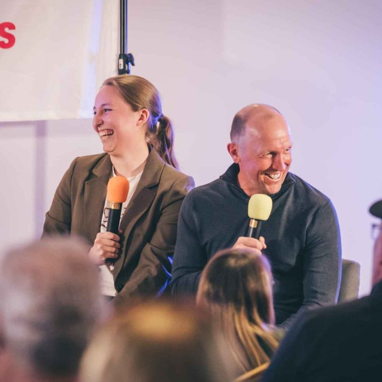 cover art for Episode 220 - Mia Roberts & Andy Morrell: Wrexham Commentary Duo's Moments of the Season & Championship Hopes