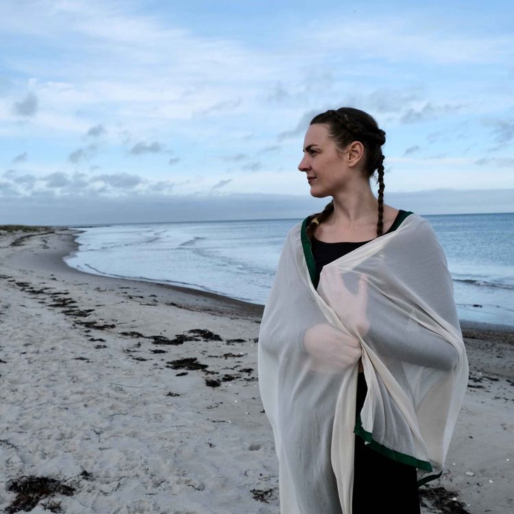 cover art for 83. Besat af penge eller frihed? 