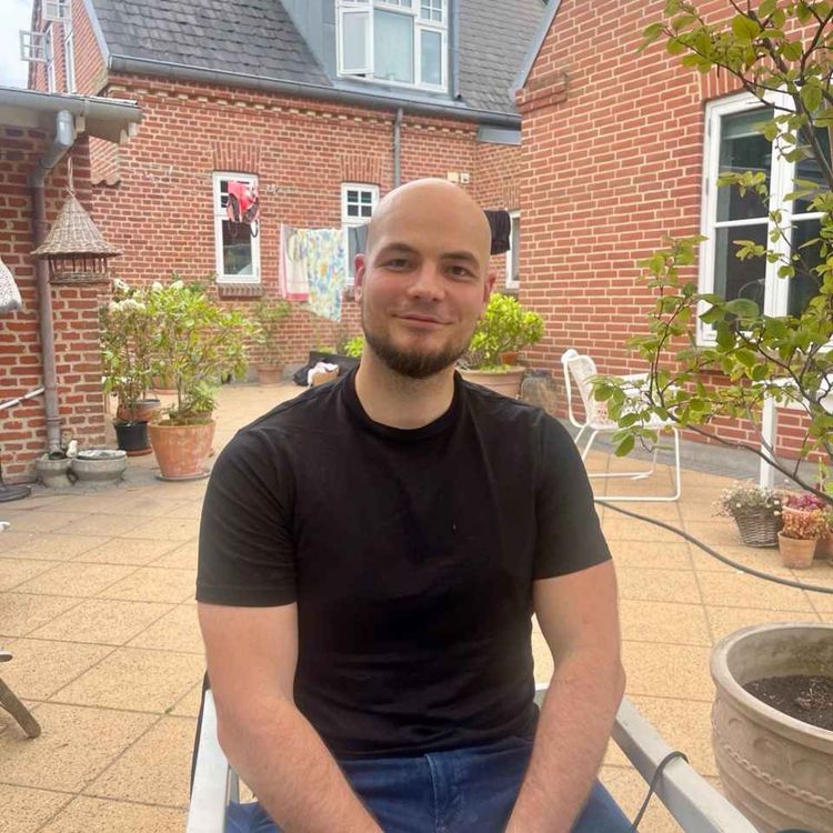 cover art for 124. Stjernerne, skæbnen og selvansvar - med astrolog Lukas Trolle fra "Ramt af stjernerne"