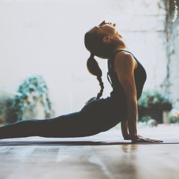 cover art for #51 - Como o YOGA pode transformar sua vida ( Parte 3 )