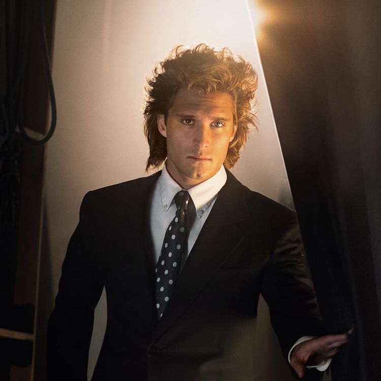 cover art for 133: Luis Miguel: La Serie - Temporada 1