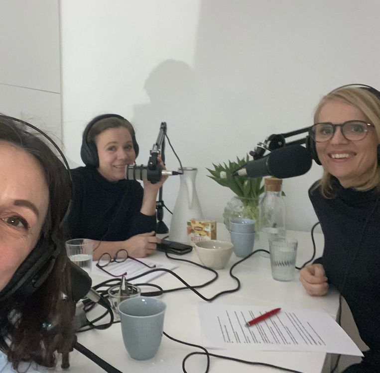 cover art for Att arbeta i socialtjänsten och vara familjehem