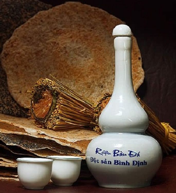 cover art for Nguồn Gốc Và Cách Chế Biến Rượu Bầu Đá Quy Nhơn