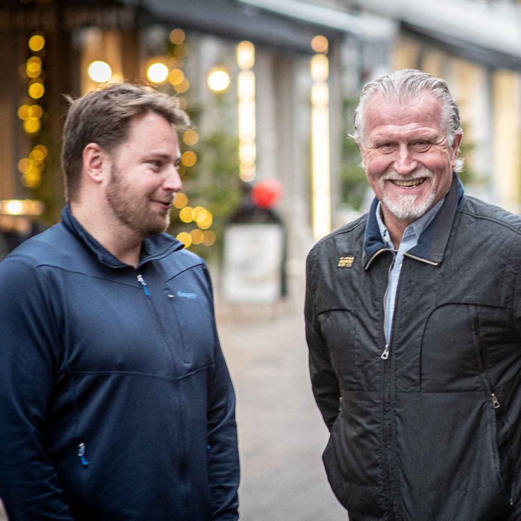 cover art for Dardan-slaget, terningkast på finalelagene og hyllest av Idol-Bredeli