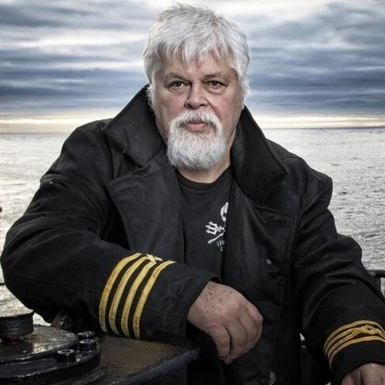 cover art for S02E17 Sea Shepherd 1/2, pirates ou bergers des mers? Lamya Essemlali