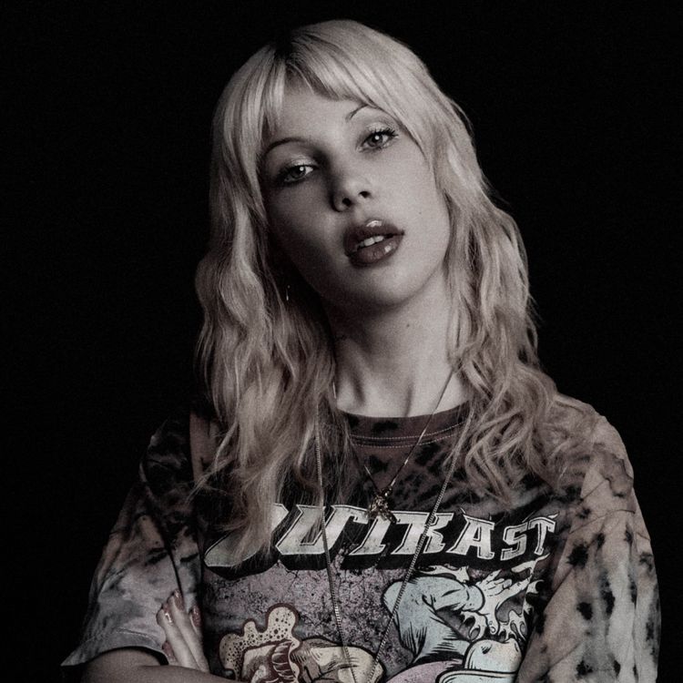 cover art for GANZ FRÜH IN BERLIN mit TERESA HOFMEISTER