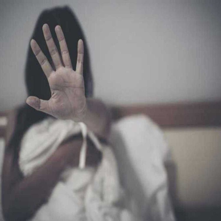 cover art for مطالب بسن قانون يجرم الأغتصاب الزوجي في مصر