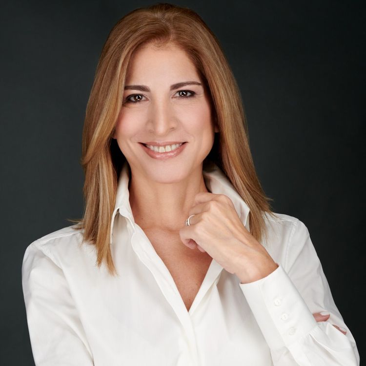 cover art for Emigración al dia: Sabias que hay unos trámites paralelos a tu proceso migratorio?