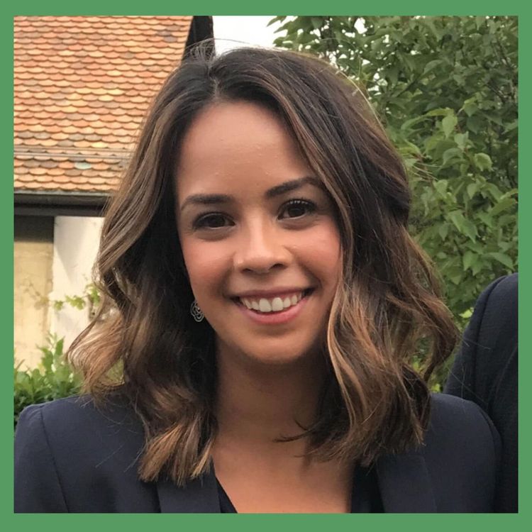 cover art for S1 E33 - Renata : podcasteuse des PMettes, en pause suite à son parcours en République Tchèque