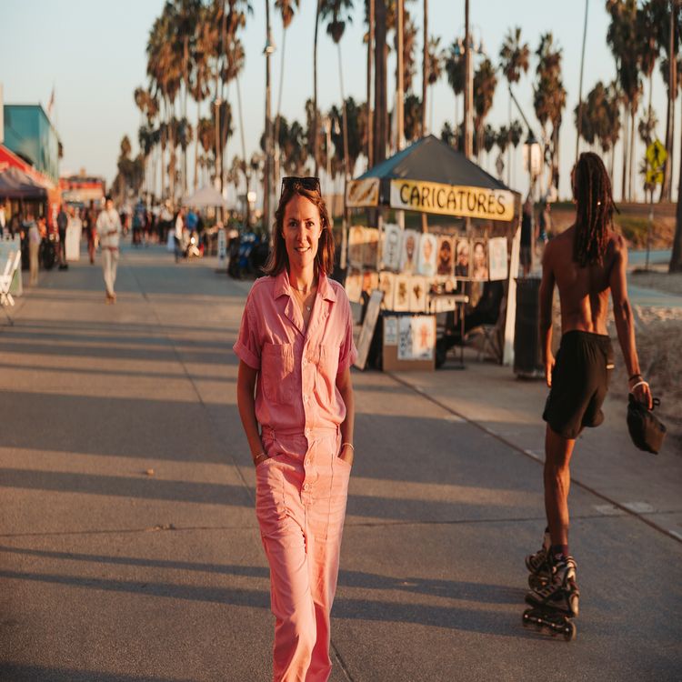 cover art for [BONUS] Les "fire questions" d'Elise Goujon entre Los Angeles et New York