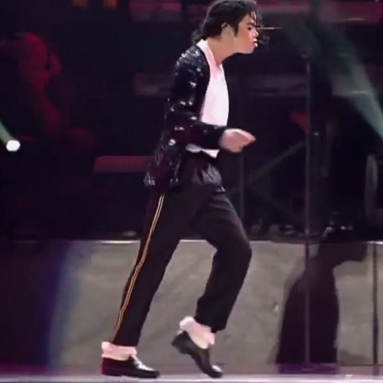 cover art for C'est arrivé le 16 mai 1983 : histoire du "moonwalk", la danse signature de Michael Jackson