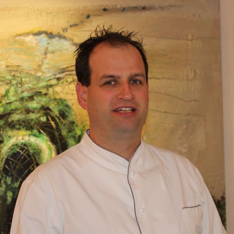 cover art for Départ de la maison Jeunet au château de Germigney : le chef Steven Naessens explique les raisons