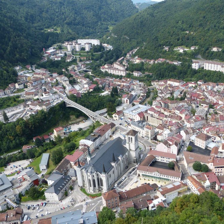 cover art for Saint-Claude : leurs jours heureux dans la capitale du haut Jura