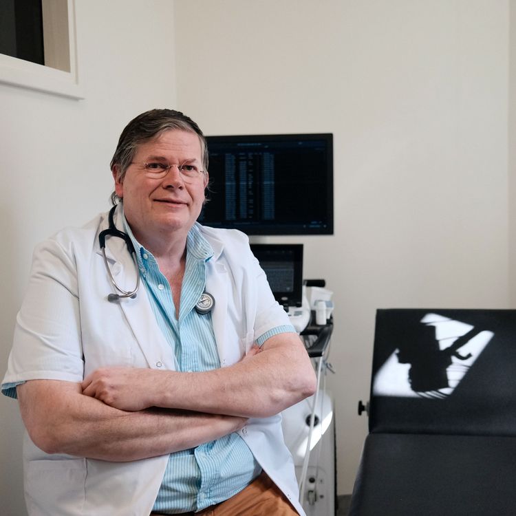 cover art for Lons-le-Saunier: Jan Van Os, nouveau cardiologue hollandais de l'hôpital et de la mutualité française