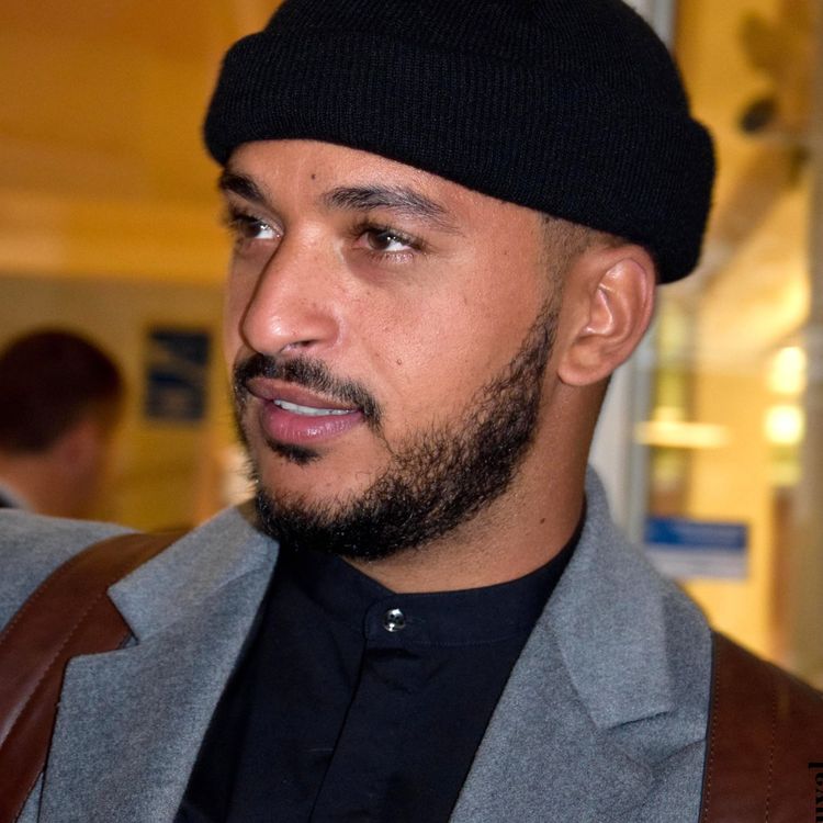 cover art for Slimane: "J'essaye de m'investir encore plus cette année pour les Enfoirés"