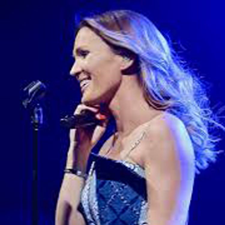 cover art for Vitaa: "Les Enfoirés, c'est un spectacle que je regardais enfant"