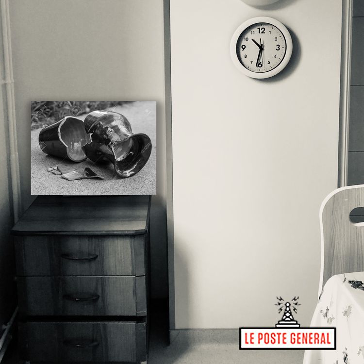cover art for LE VASE BRISÉ - Dindin Denise