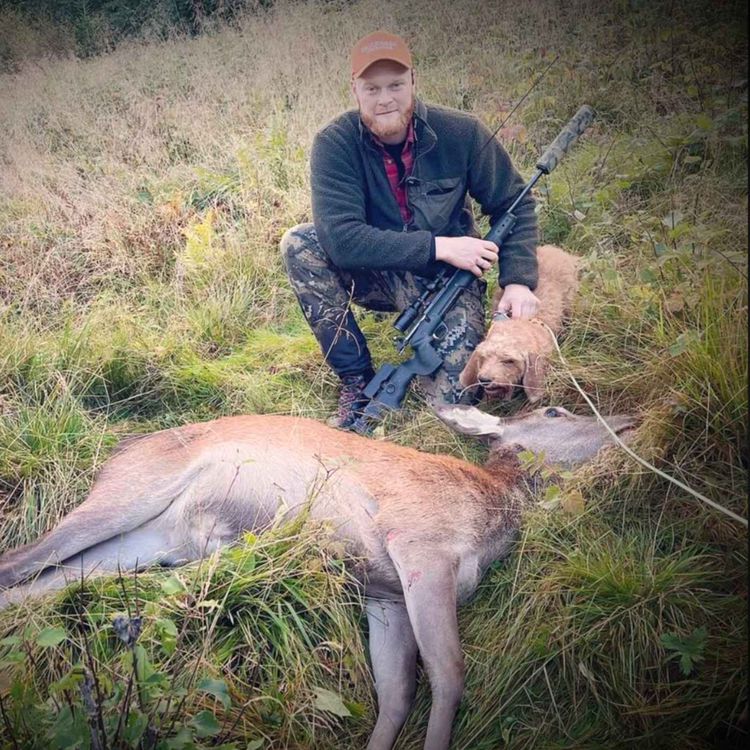 cover art for Hjort, rådyr, elg og Basset med Espen Staveli