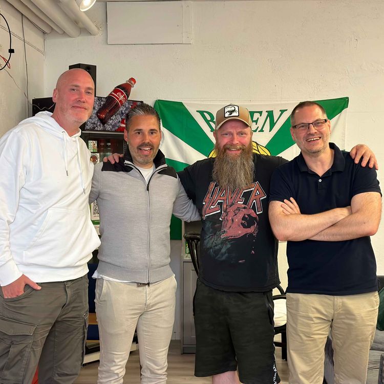 cover art for #488 "Good on paper, shit on grass" med Marti Cifuentes 