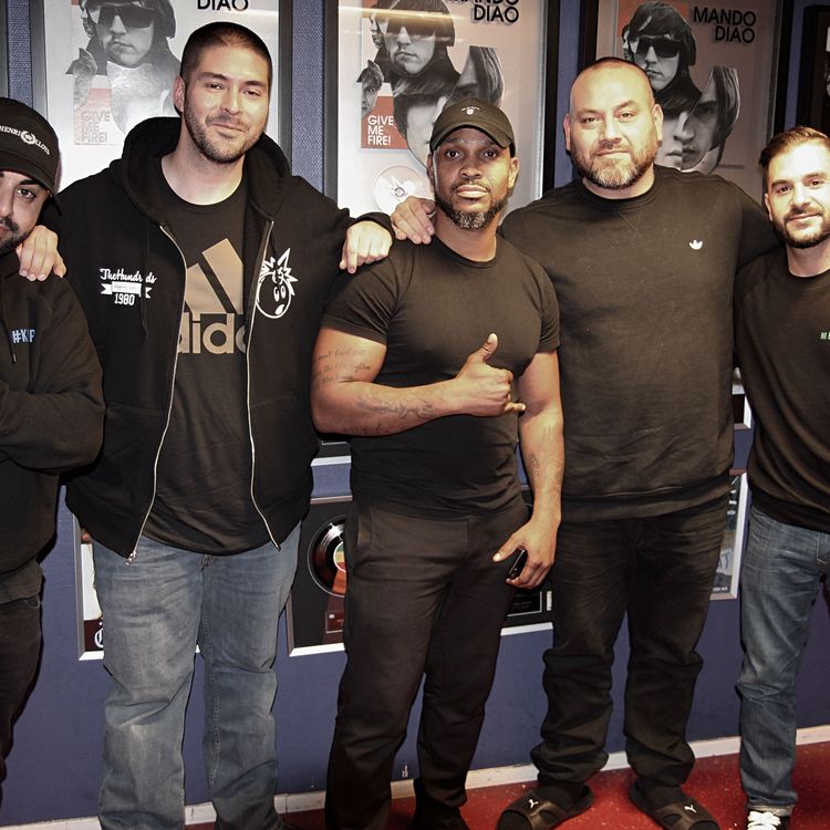 cover art for Asvnitt 30 "Redline Records"