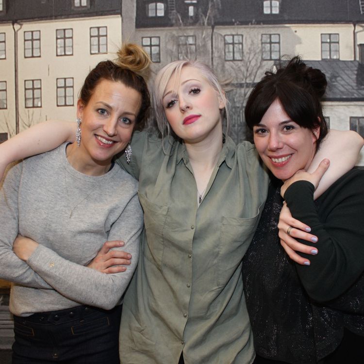 cover art for Avsnitt 4 - Mästrande mammors "goda" råd