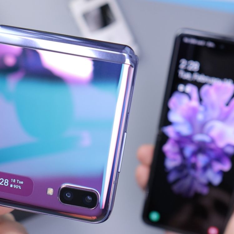 cover art for The Samsung Galaxy Z Flip 3 has leaked in its entirety, along with a new two-tone design.