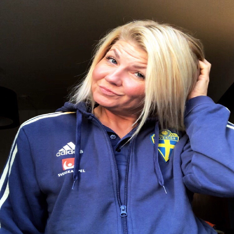 cover art for #33 Sophia Olofsson - Alltid härliga dagar med träning, vila och mat.