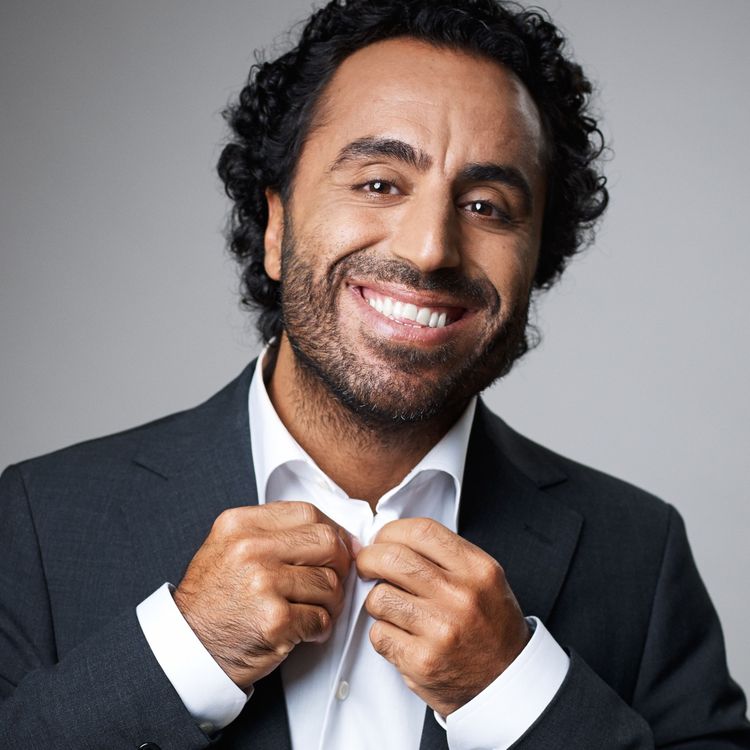 cover art for #30 Özz Nûjen