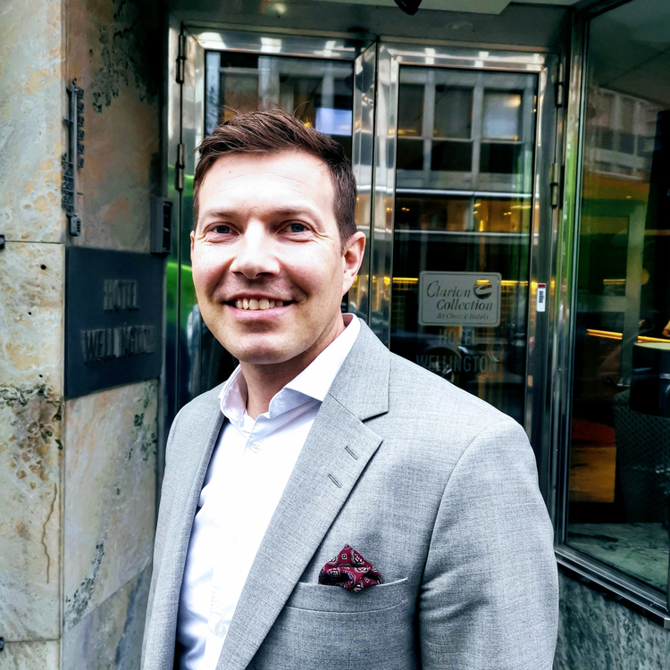 cover art for Podcast-intervju med Clarion Collection vd: Øyvind Alapnes