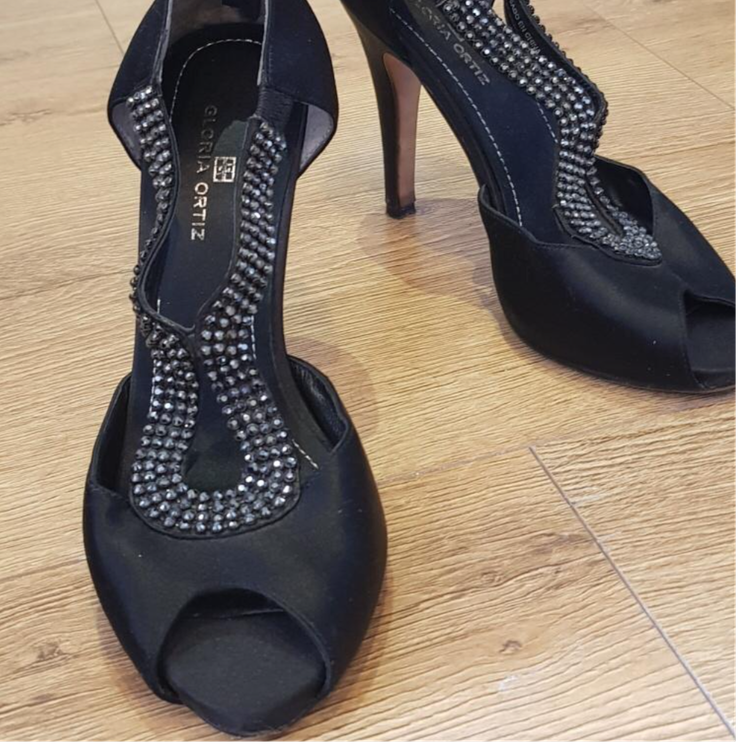 cover art for Eva - A Mile in My Shoes