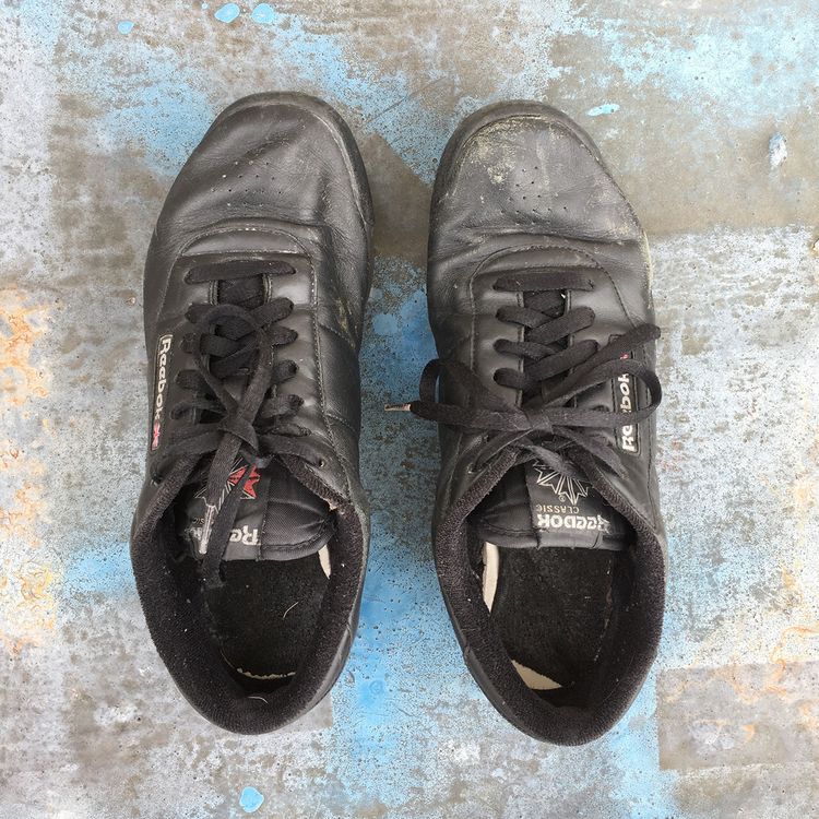 cover art for Myrtle Munro - A Mile in my Shoes