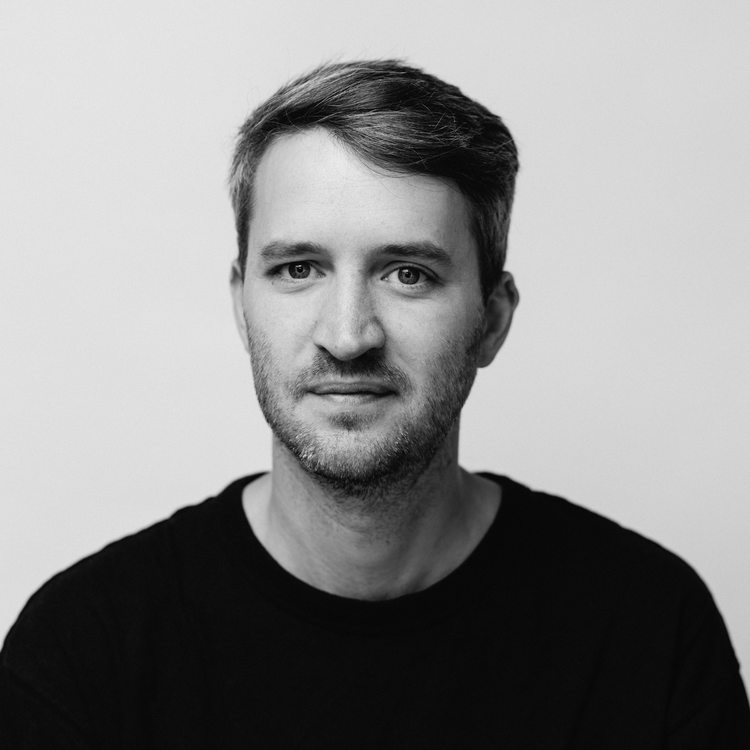 cover art for Little Atoms 620 - Caleb Klaces' Fatherhood