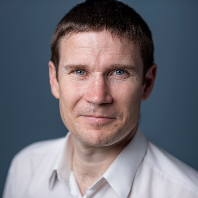 cover art for Little Atoms 526 - Gavin Francis' Shapeshifters