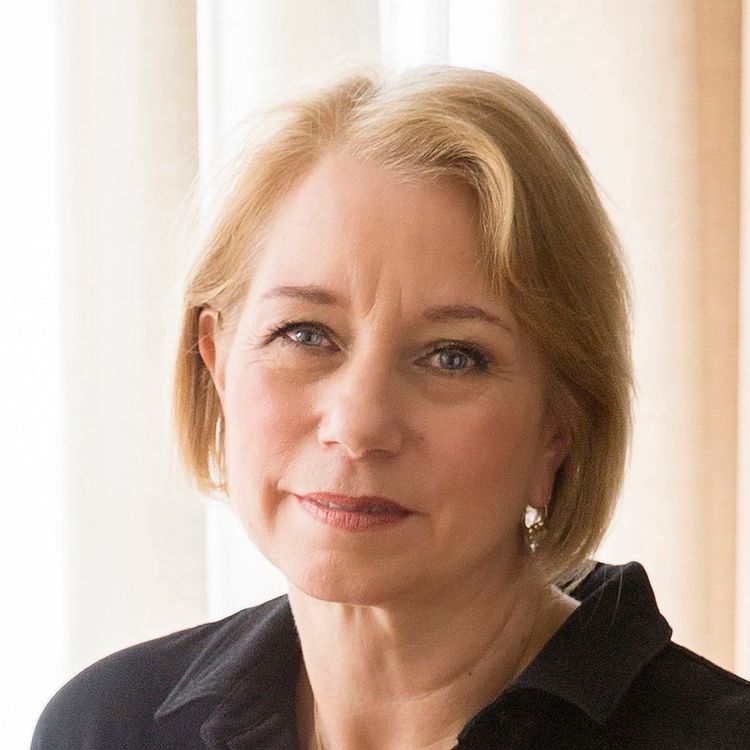 cover art for Little Atoms 525 - Laura Lippman’s Sunburn