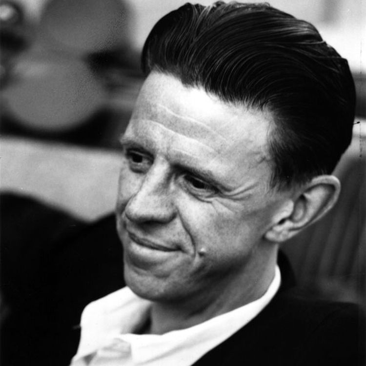 cover art for 432 - Alex Cox's Introduction to Film