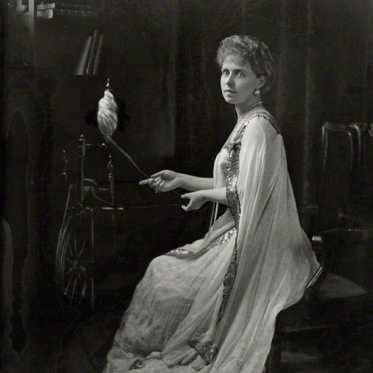 cover art for 2.35 Missy of Edinburgh (3) Queen at last