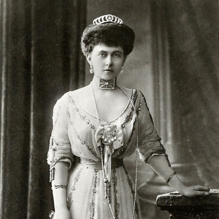 cover art for 2.18 Sophia (3) Stabbed in the back