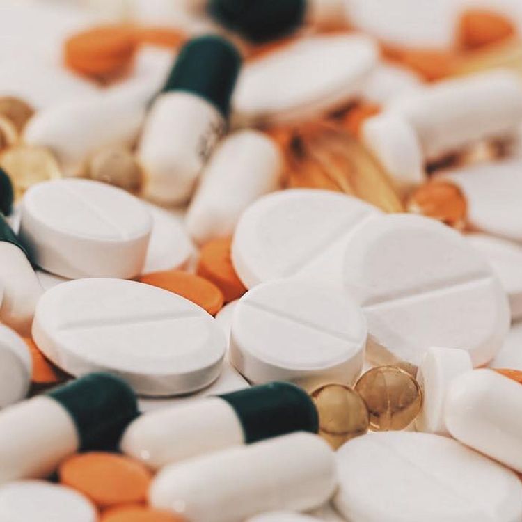 cover art for S1E4: The Opioid Crisis