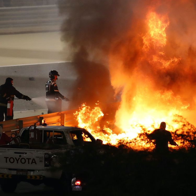 cover art for Bitesize: Johnny Herbert - Coming back from crashes