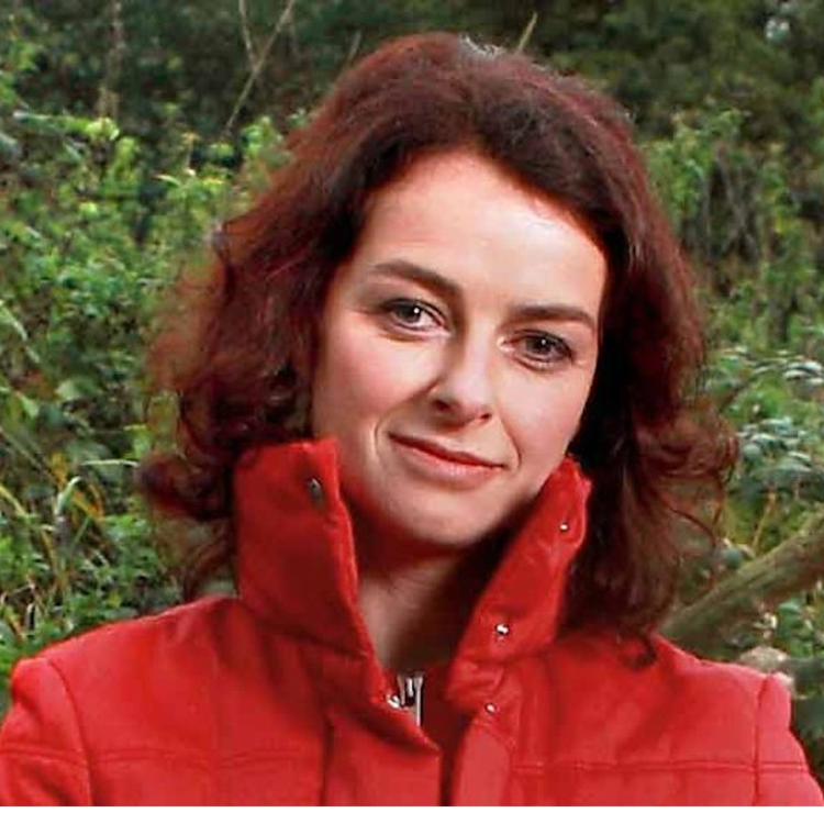 cover art for Annabelle Dowler aka Kirsty joins us on Zoom