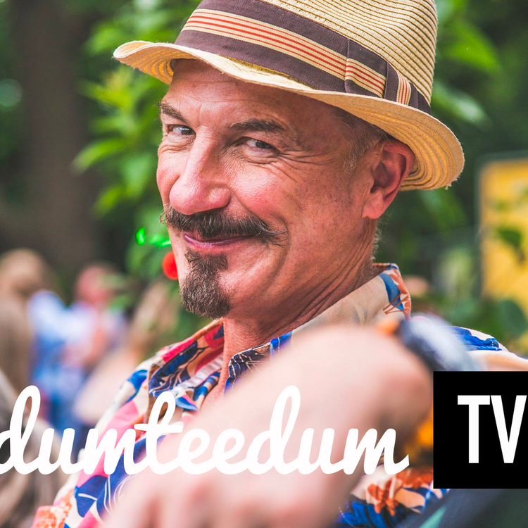 cover art for Keri Davies - Dumteedum does Zoom